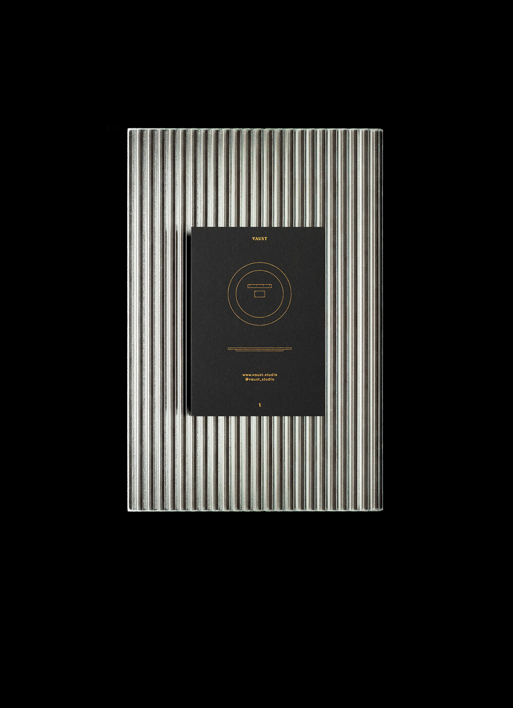 vaust-cover-lll